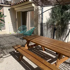 Maison De Village Au Pied Du Luberon. Peypin-d'Aigues